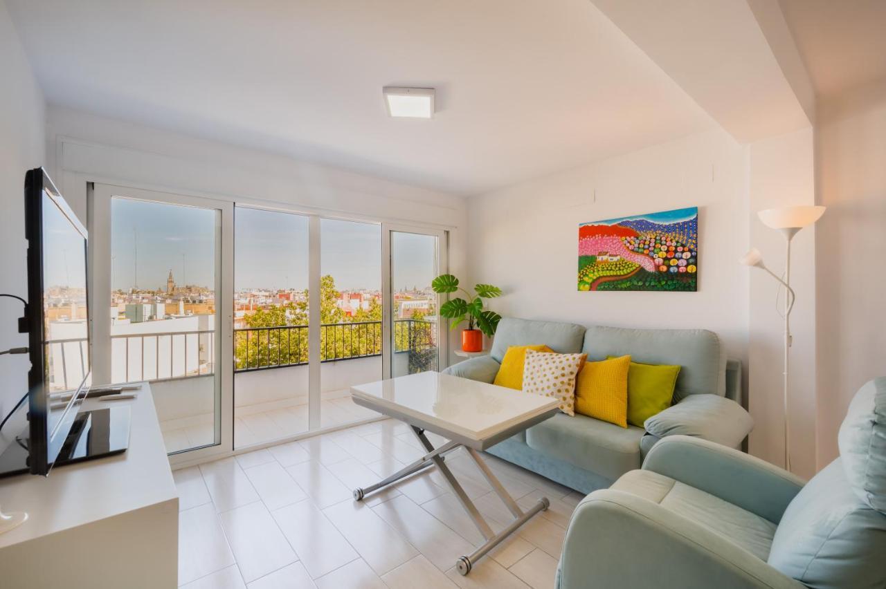 Appartamento Wide And Colourful- 3Bd 1Bth- Triana Siviglia Esterno foto