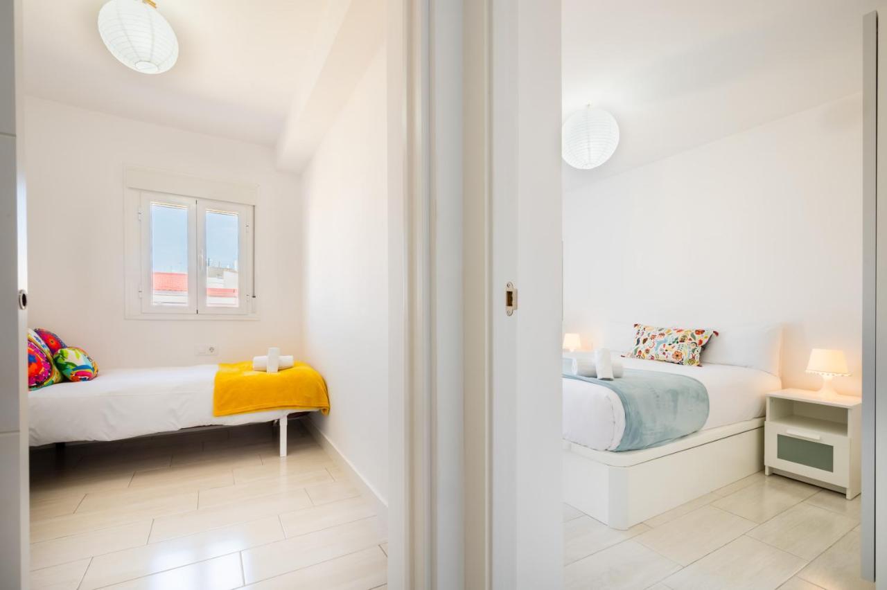 Appartamento Wide And Colourful- 3Bd 1Bth- Triana Siviglia Esterno foto
