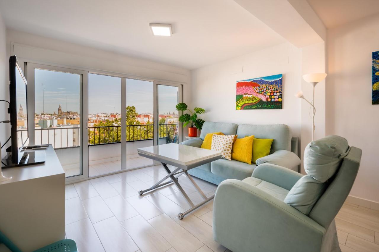 Appartamento Wide And Colourful- 3Bd 1Bth- Triana Siviglia Esterno foto